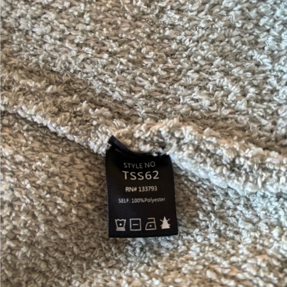 Cozy Lounge Boho – POL Sage Green Star Hooded Sweater – Estimated L - Picture 6 of 6